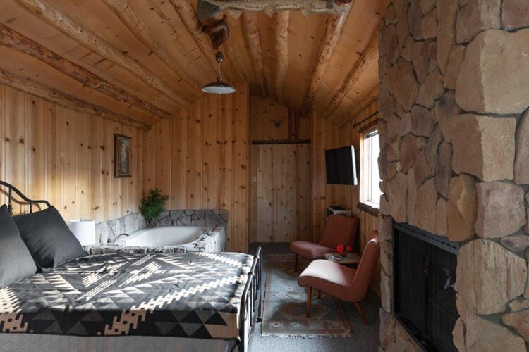 Oak Knoll Lodge Биг Беър Лейк Екстериор снимка